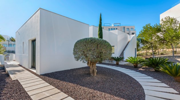 Reventa - Chalets -
Las Colinas Golf Resort - Las Colinas golf