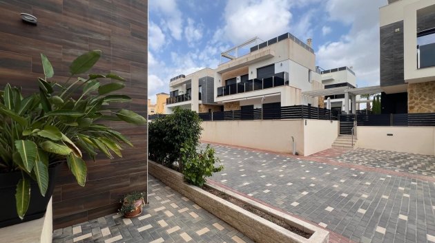Reventa - Chalets -
Orihuela Costa - Lomas De Cabo Roig