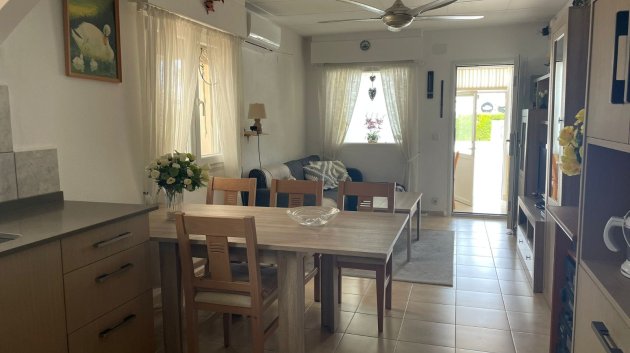 Reventa - Chalets -
Orihuela Costa - La Florida