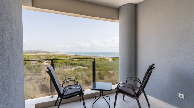 Reventa - Apartamentos -
Torrevieja - La Mata