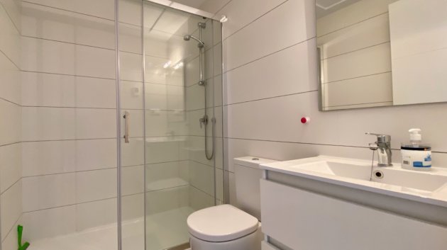 Reventa - Apartamentos -
Torrevieja - La Mata