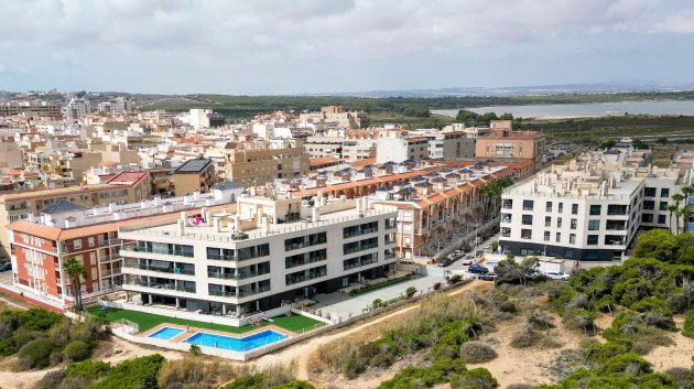 Reventa - Apartamentos -
Torrevieja - La Mata