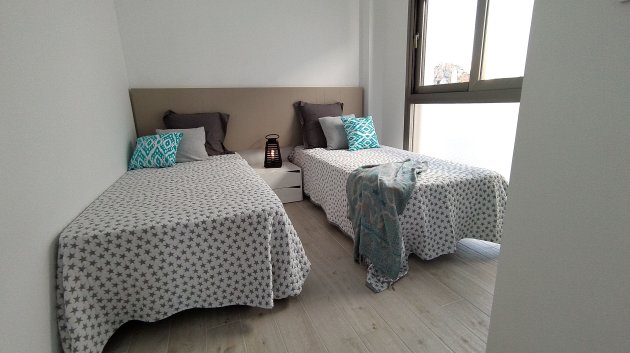 Obra nueva - Chalets -
Orihuela Costa