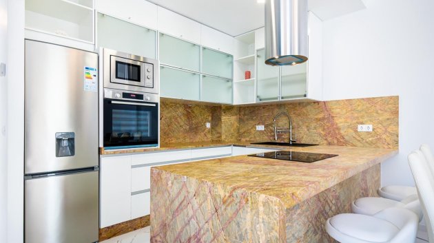 Obra nueva - Chalets -
Orihuela Costa
