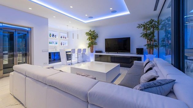 Obra nueva - Chalets -
Calpe