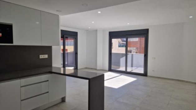 Obra nueva - Ático -
Torrevieja