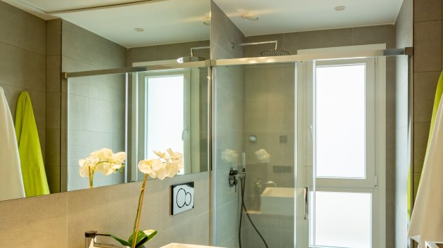 Obra nueva - Chalets -
Algorfa