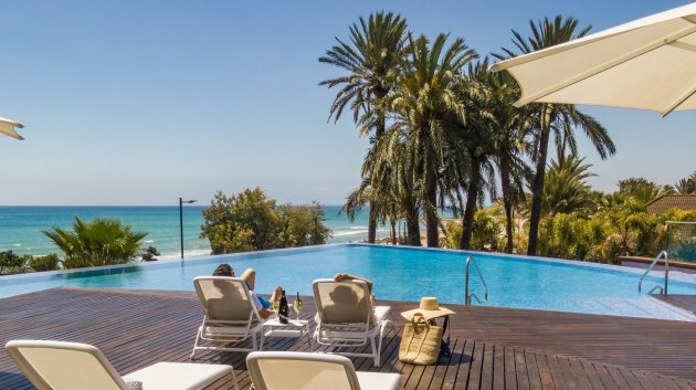Reventa - Chalets -
San Miguel de Salinas - Las Colinas golf