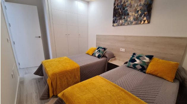Obra nueva - Chalets -
Jerónimo y Avileses