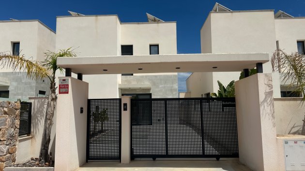 Reventa - Chalets -
Ciudad Quesada - Rojales