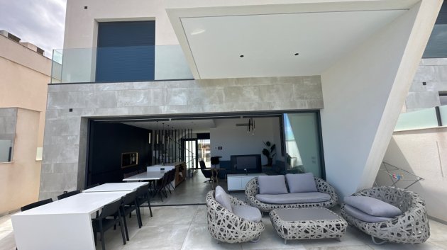 Reventa - Chalets -
Ciudad Quesada - Rojales