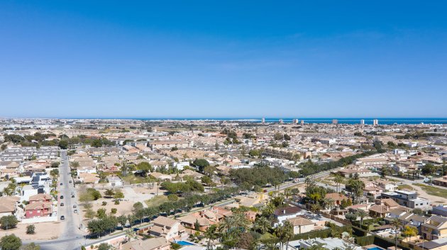 Obra nueva - Chalets -
San Javier