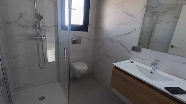 Obra nueva - Chalets -
Daya Nueva