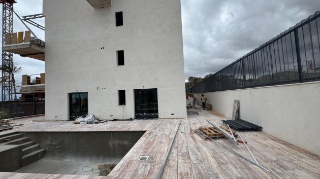 Obra nueva - Apartamentos -
Finestrat