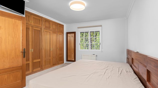 Resale - Villa -
Los Balcones