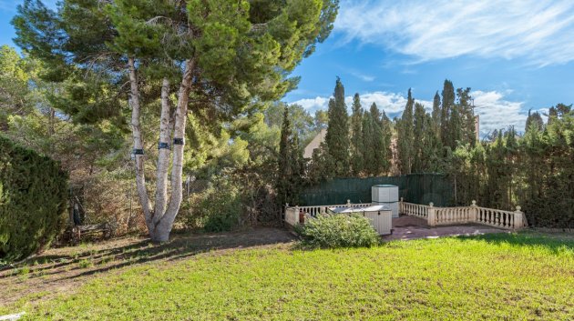 Resale - Villa -
Los Balcones