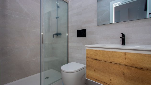 Reventa - Apartamentos -
Torrevieja - Playa del Cura