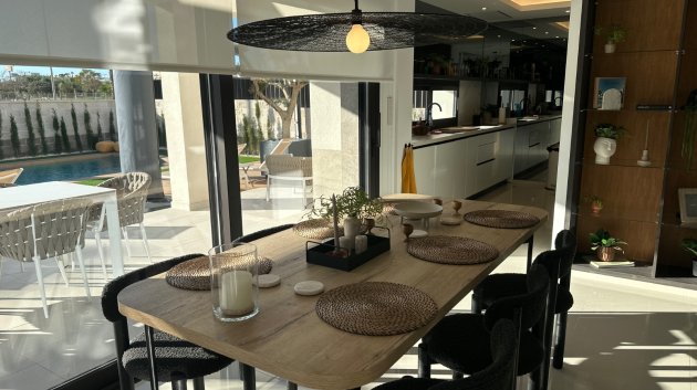 Reventa - Chalets -
Ciudad Quesada - Doña Pepa