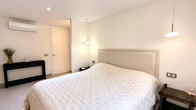 Resale - Apartments -
Torrevieja - Playa del Cura