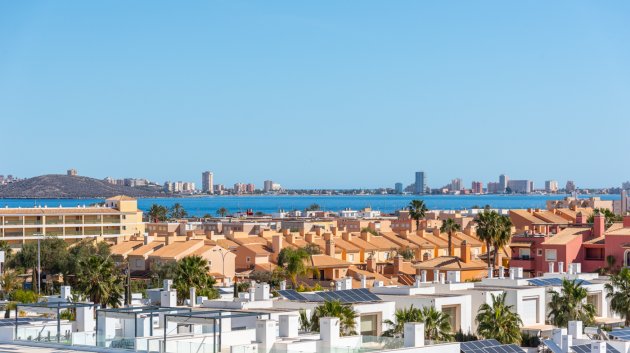 Obra nueva - Apartamentos -
Islas Menores