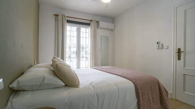 Reventa - Adosado -
Orihuela Costa - Villamartín