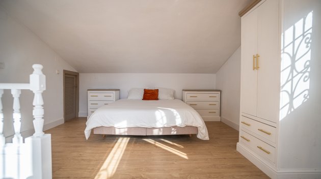 Reventa - Adosado -
Orihuela Costa - Villamartín