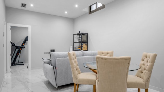 Reventa - Chalets -
Orihuela Costa - Villamartín