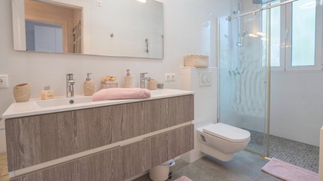 Resale - Villa -
Ciudad Quesada