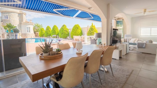 Resale - Villa -
Ciudad Quesada