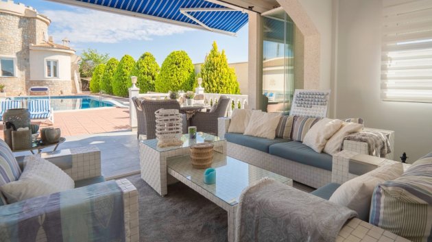 Resale - Villa -
Ciudad Quesada