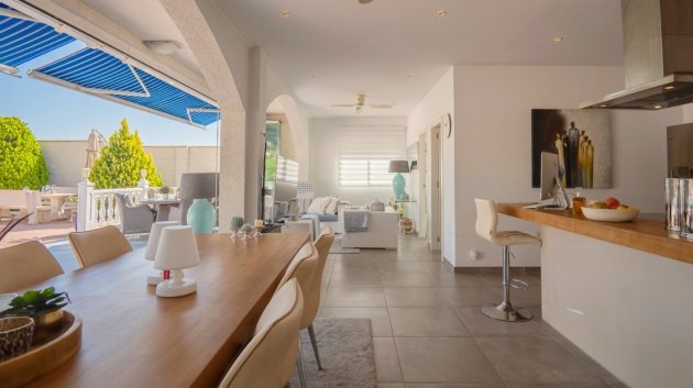 Resale - Villa -
Ciudad Quesada