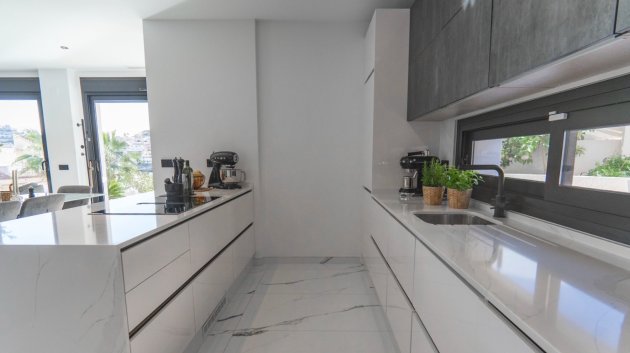 Reventa - Chalets -
Ciudad Quesada - La Marquesa Golf