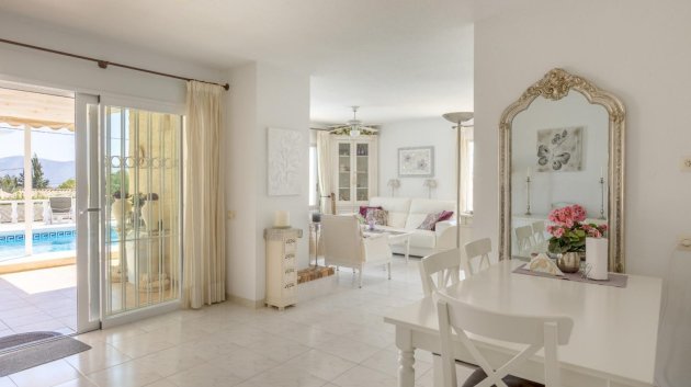 Reventa - Chalets -
Alfas del Pí