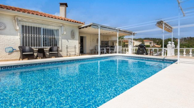 Reventa - Chalets -
Alfas del Pí