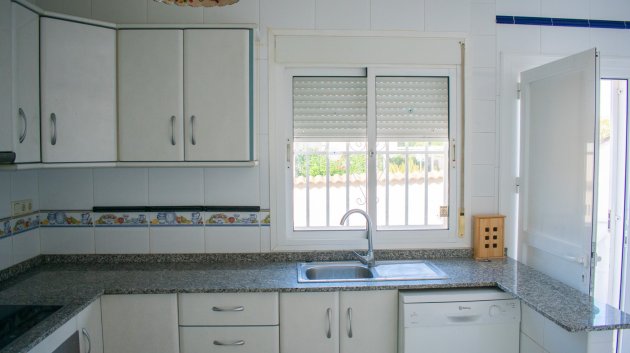 Reventa - Chalets -
Ciudad Quesada - Urbanizaciones