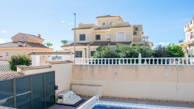 Reventa - Chalets -
Ciudad Quesada - Urbanizaciones
