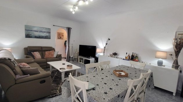 Reventa - Chalets -
San Fulgencio - Urbanización La Marina