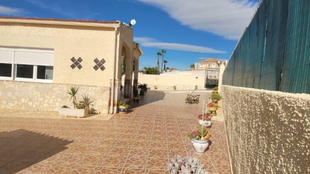 Reventa - Chalets -
San Fulgencio - Urbanización La Marina