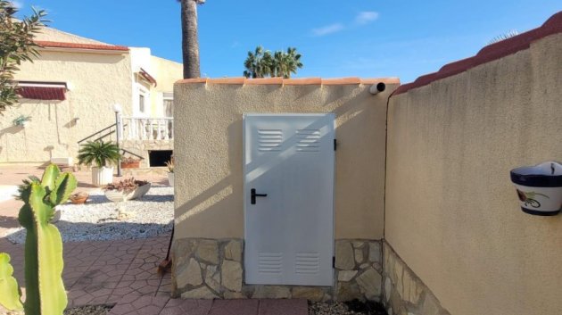 Reventa - Chalets -
San Fulgencio - Urbanización La Marina