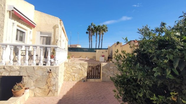 Reventa - Chalets -
San Fulgencio - Urbanización La Marina