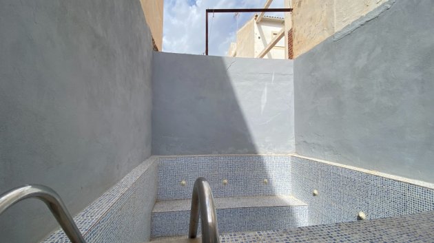 Reventa - Apartamentos -
Torrevieja - Center