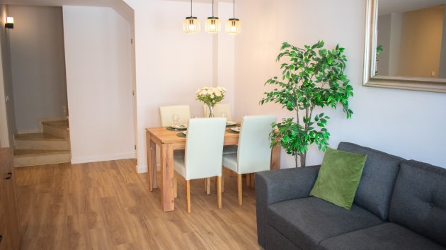 Reventa - Adosado -
Orihuela Costa - Punta Prima