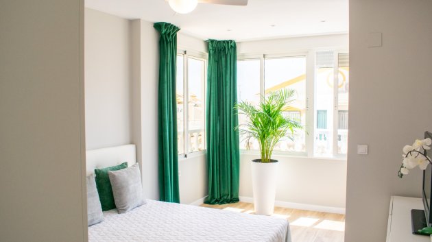 Reventa - Adosado -
Orihuela Costa - Punta Prima