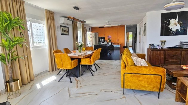 Resale - Apartments -
Altea