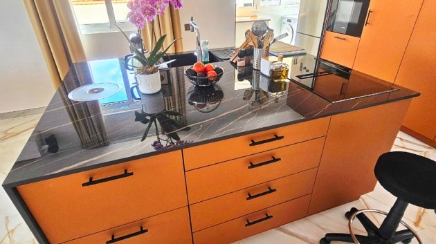 Resale - Apartments -
Altea