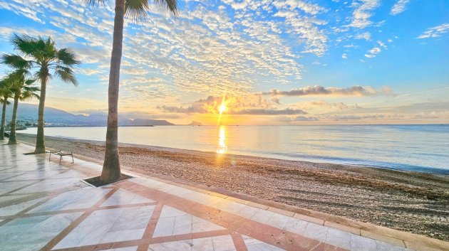 Resale - Apartments -
Altea