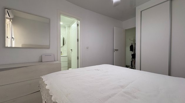 Resale - Apartments -
Torrevieja - Center