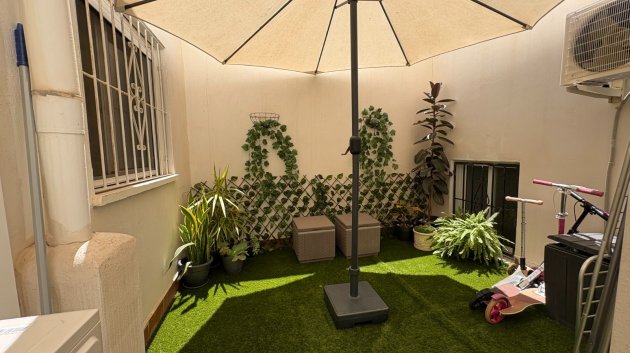 Resale - Apartments -
Torrevieja - Center