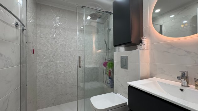 Resale - Apartments -
Torrevieja - Center