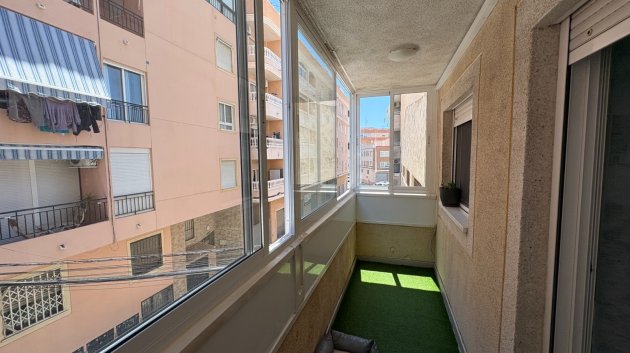 Resale - Apartments -
Torrevieja - Center
